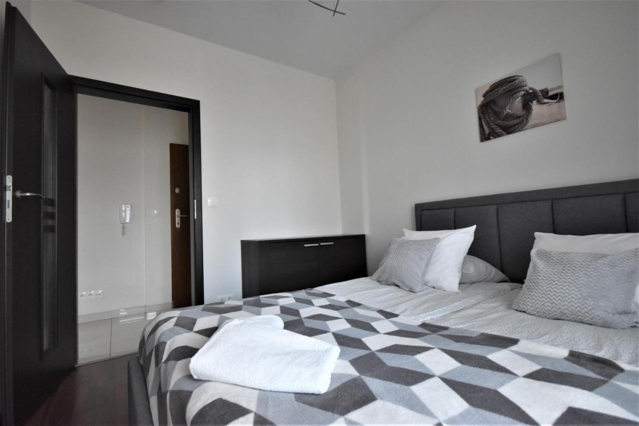 Senator Warsaw Apartments Esterno foto
