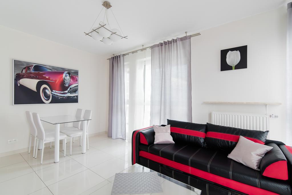 Senator Warsaw Apartments Esterno foto