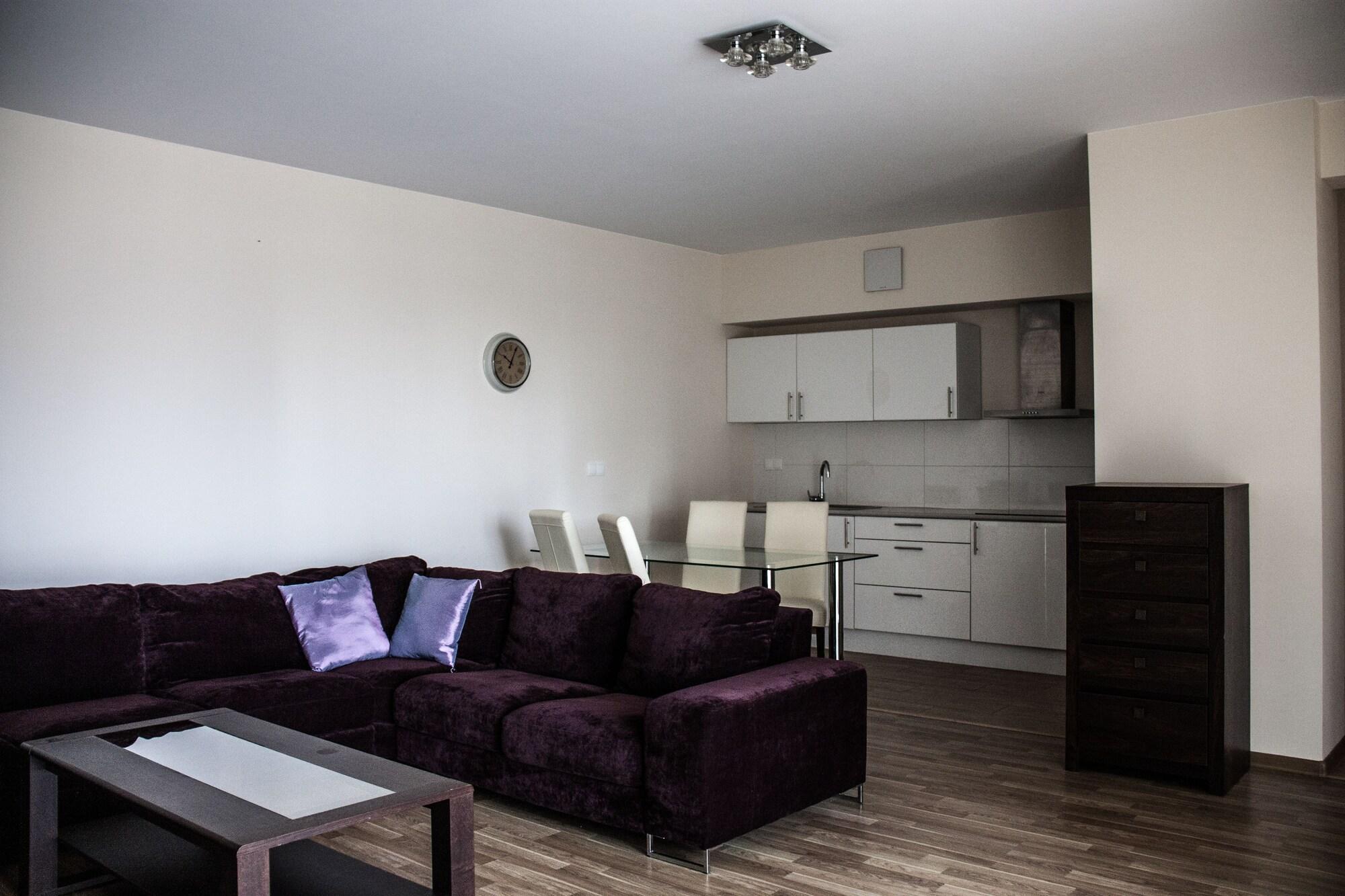 Senator Warsaw Apartments Esterno foto